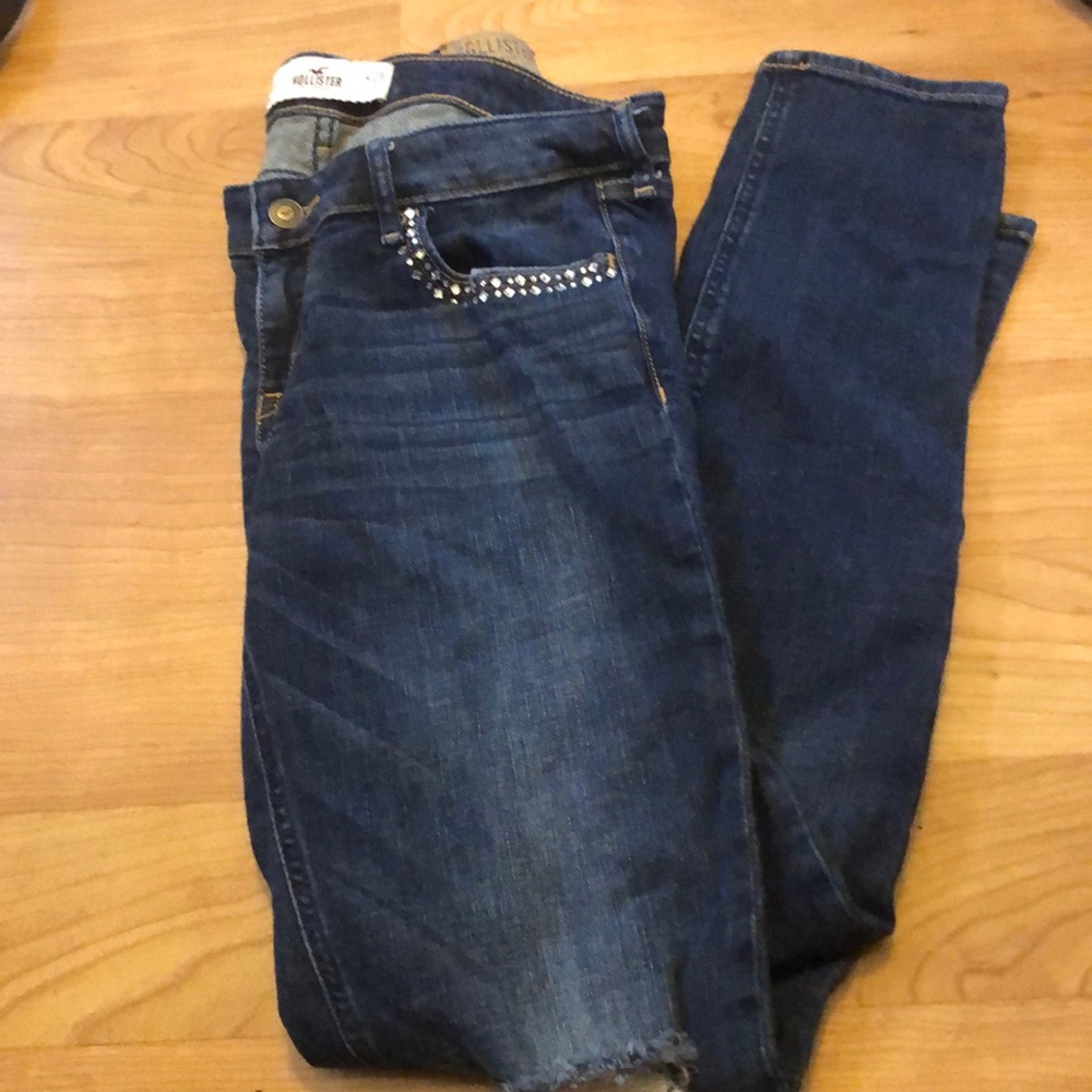 Hollister dark distressed skinny jeans